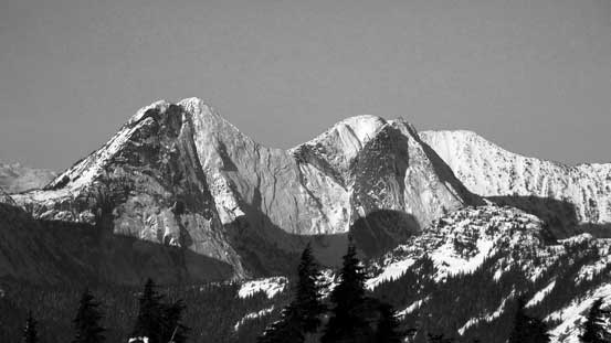 Steinbok Peak on left with Ibex Peak and Chamois Peak behind