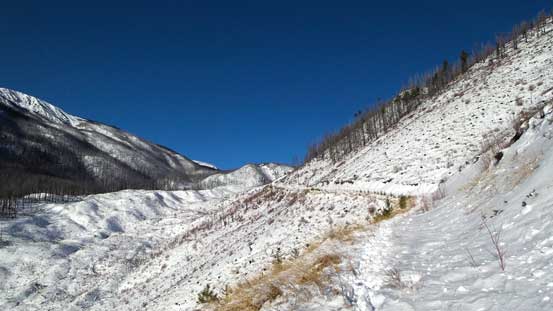 Here's that long traverse. Starting to break trail now