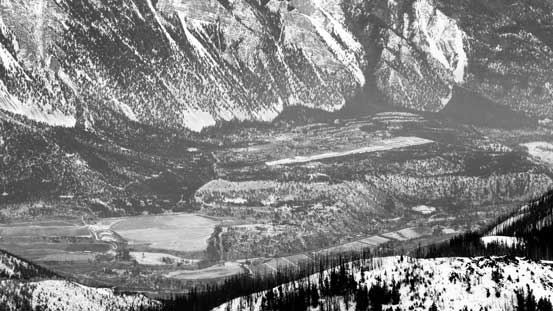 A zoomed-in view of the town of Lillooet