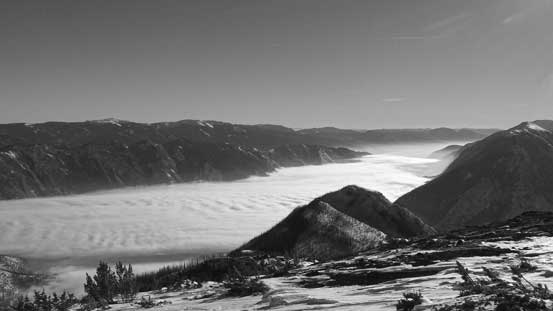 Another look at the Fraser Canyon where Fraser River travels through