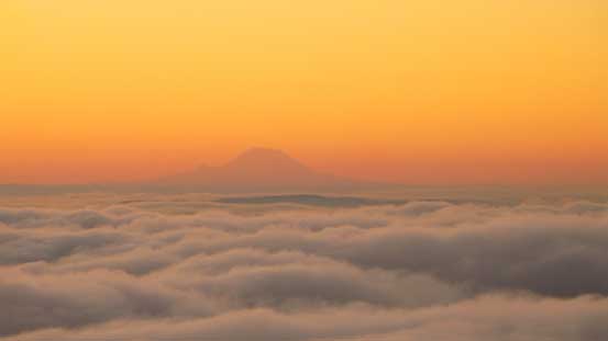 The mighty Mt. Rainier looks big even at hundreds of kilometers away!