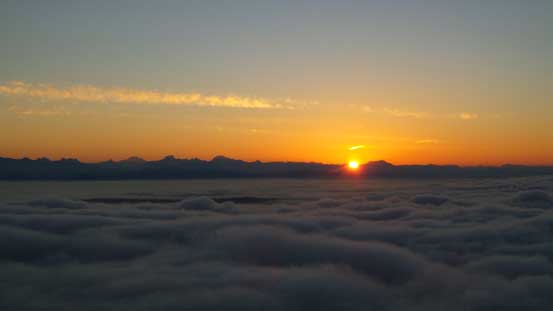 Sunrise over the North Cascades