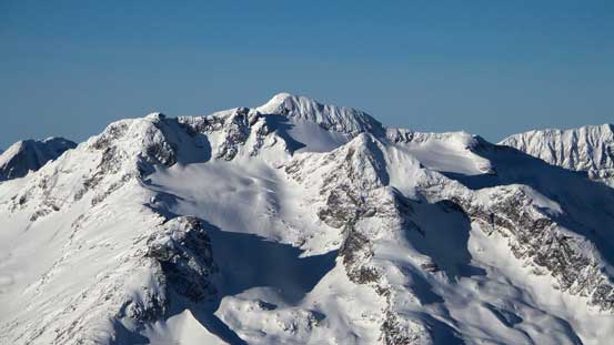 A zoomed-in view of Cayoosh Mountain - apparently a spring ski classic via this glacier