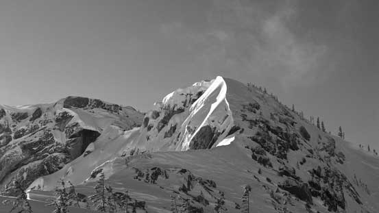 Joining the N. Ridge, looking ahead...