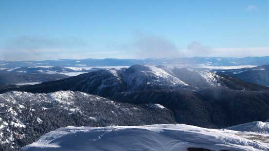 Some flattish peaks looking towards the interior plateau