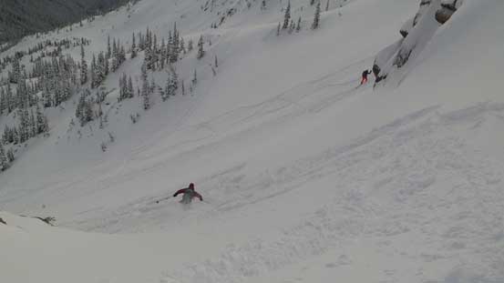 The 3rd group dropping in