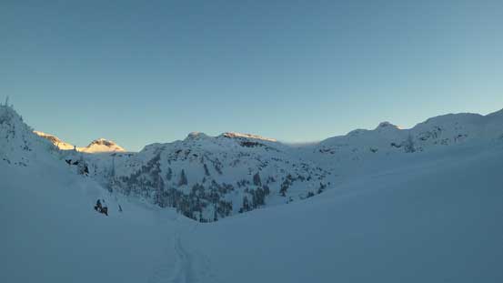 Looking back from near Tarn Peak