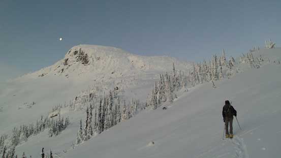 Alex traversing towards Famine/Shields col