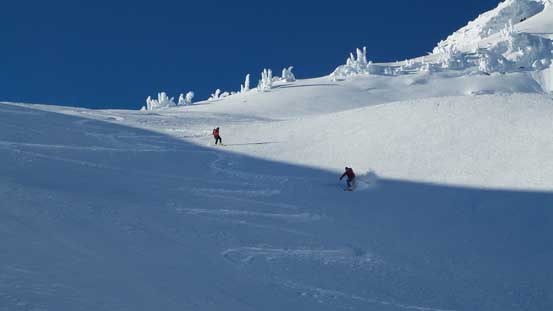Skiing down the east slopes of Famine Mountain