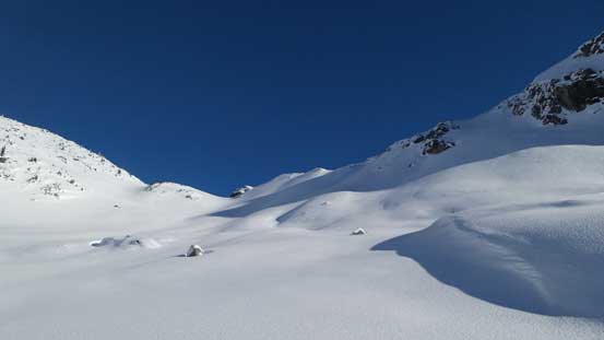 Looking ahead towards Moraine Pass (Arrowhead/Tynemouth col)