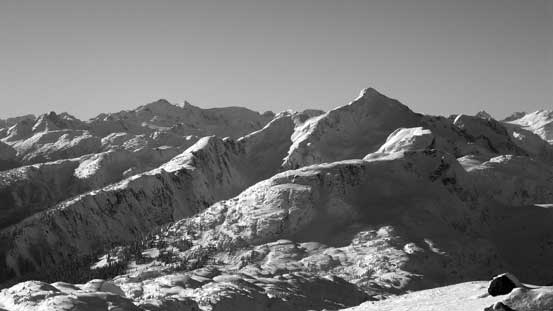 Cloudraker Mountain with Nivalis/Sir Richard behind its left shoulder