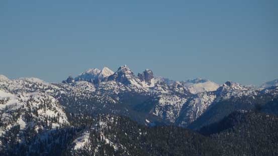 Atwell/Garibaldi massive with the striking Sky Pilot group in front