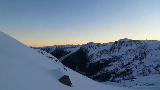 Morning colours over the horizon, looking back