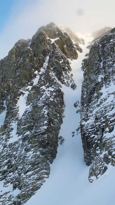 Aussie Couloir properly displaced!