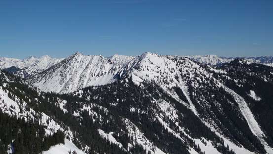 Further north along the connecting ridge is Labyrinth Mountain