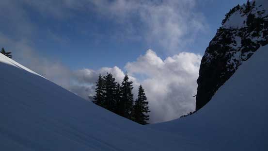 Down to the col now.