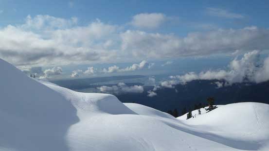One last look towards Vancouver and the Straight of Georgia 
