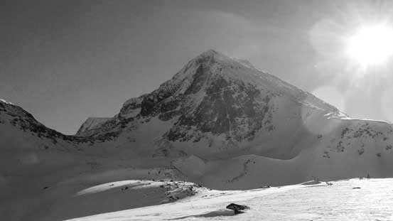 And here's my objective, the bulky Wedge Mountain.