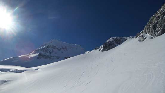 To bypass that broken notch I dropped down into the east bowl