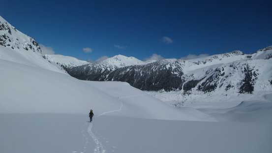 Traversing onto the upper Sphinx Glacier