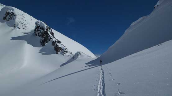 Traversing towards Sphinx Pass