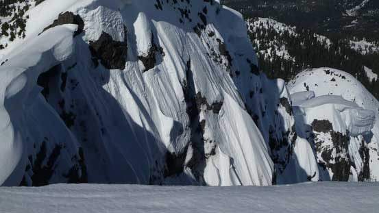 Impressive snow formation on the north side