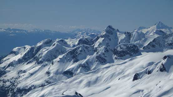 Tricouni Peak in the foreground looks pretty nice