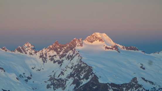 Alpenglow on South Twin