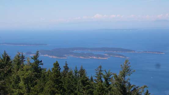Some other islets to the north. I'm not even sure if they have names or not.