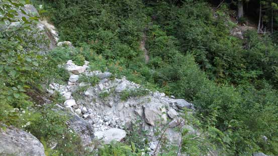 The trail crosses the creek here - the only water source