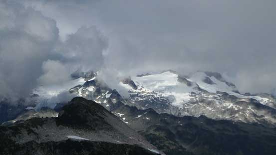 Mamquam Mountain and its glaciers 
