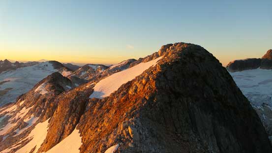 Glow on Meslilloet NE1 - I bypassed it on climber's left side