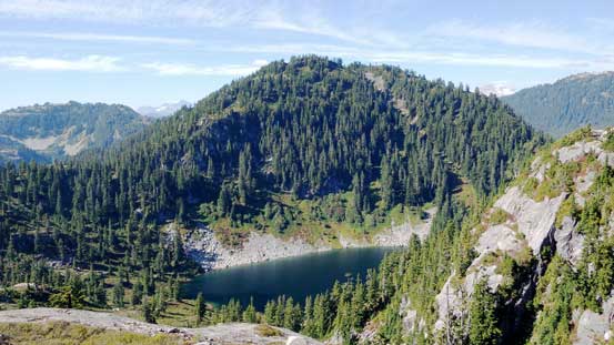 Ahead is an unnamed bump that I had to bypass. Below is Triple Point Lake