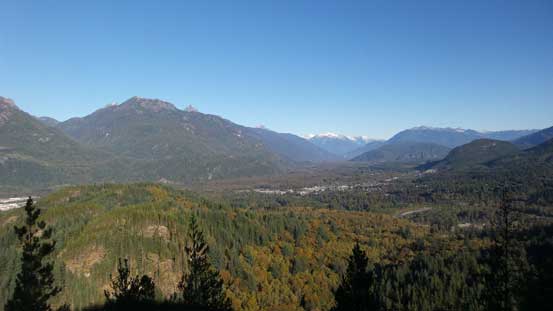 Looking up the district of Squamish and the valleys