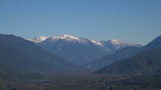 Looking deeply into Squamish Valley towards peaks along Ashlu-Elaho Divide