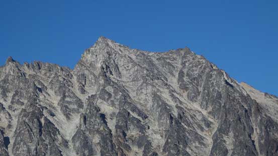 A zoomed-in view of the summit of Mt. Stuart. 