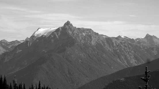 The bulk of Tomyhoi Peak