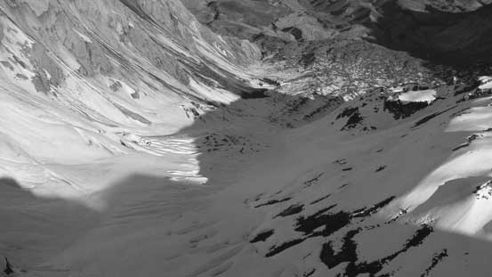 Looks like there's a sizable glacier in the crater