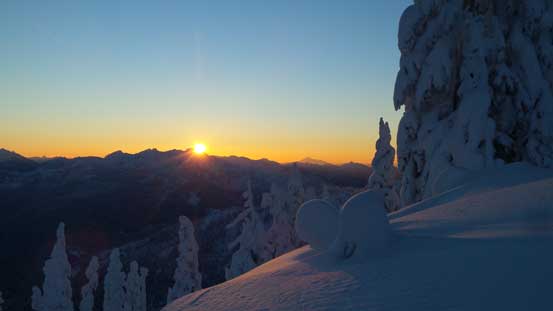 It's sunrise time now!!