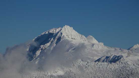 A zoomed-in view of Atwell Peak/Mt. Garibaldi massif
