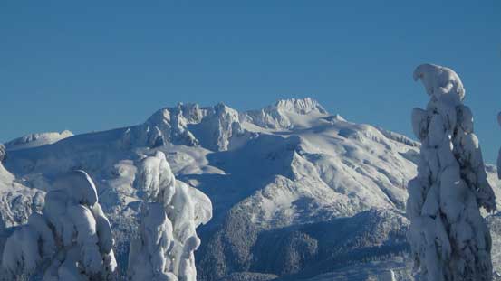 Mamquam Mountain - a gorgeous, but complicated peak that I also bagged last year
