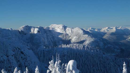 This is the undulating ridge section along Al's Habrich Ridge