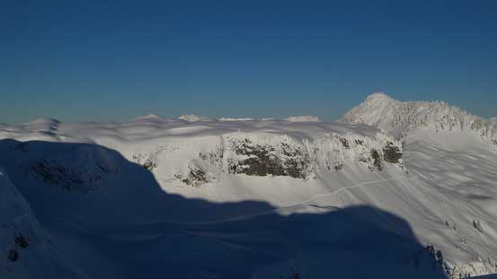 Looking across Table Mountain's northern arm. Mazama Dome at rear right