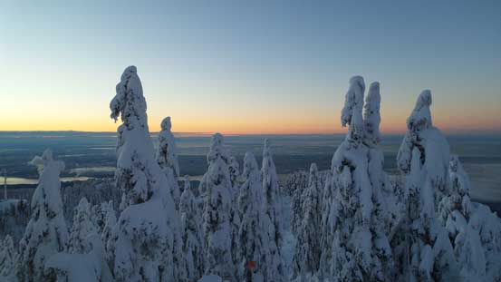 Arriving at the summit of Dam Mountain before sunrise