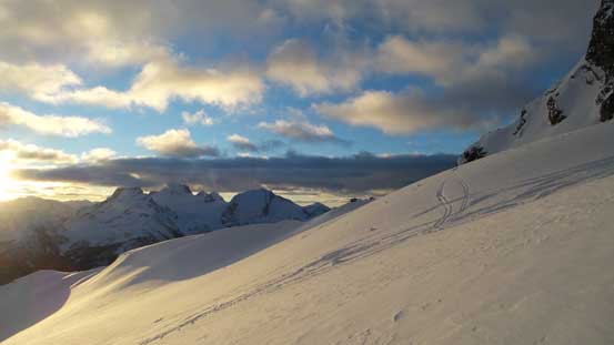 Another shot looking sideways across the Armchair, towards Joffre Group