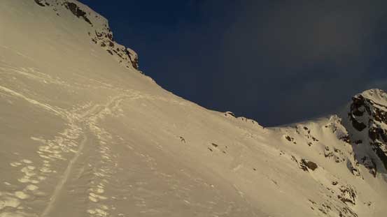 This is that steep traverse that I had to do before gaining the shoulder 