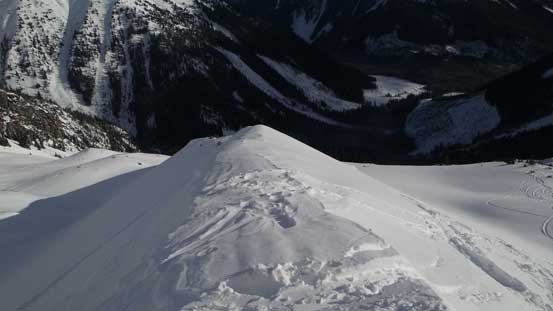 The crest of one of the few moraines 