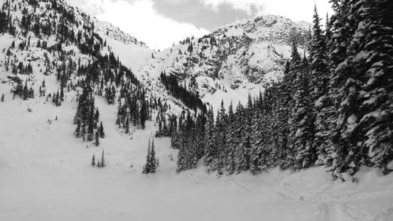Down into the valley separating Cayoosh and Cayoosh S2 now. 