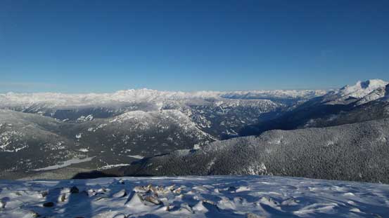 Coming to the first plateau under sunshine. Looking towards Pemby direction