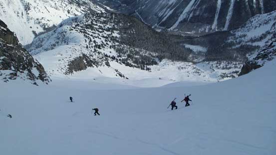 The other group of skier grunting up the "south side bowl" around the buttress